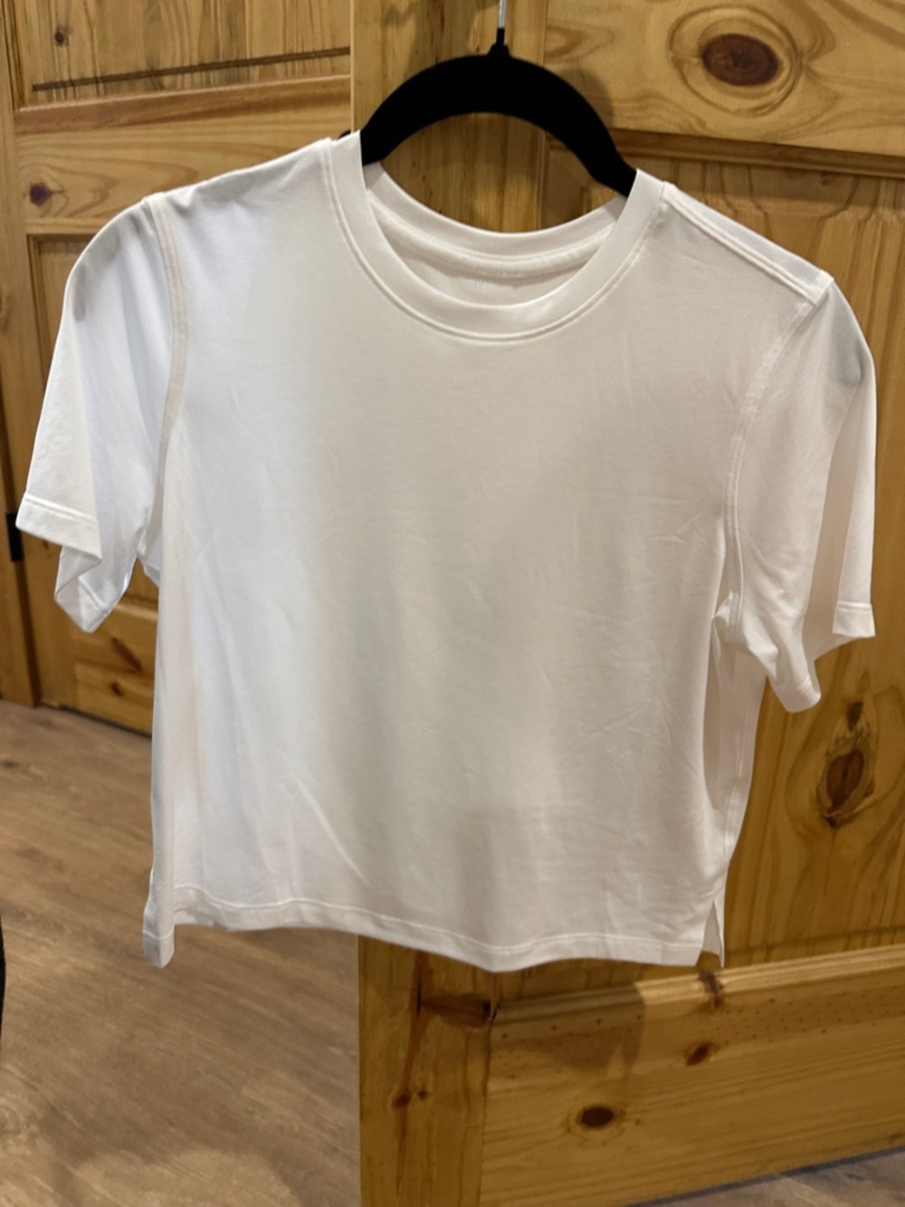Lululemon cropped white t